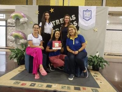 Noite de Autógrafos dos alunos do Jardim 2 da Escola Aluísio Maier foi um verdadeiro sucesso